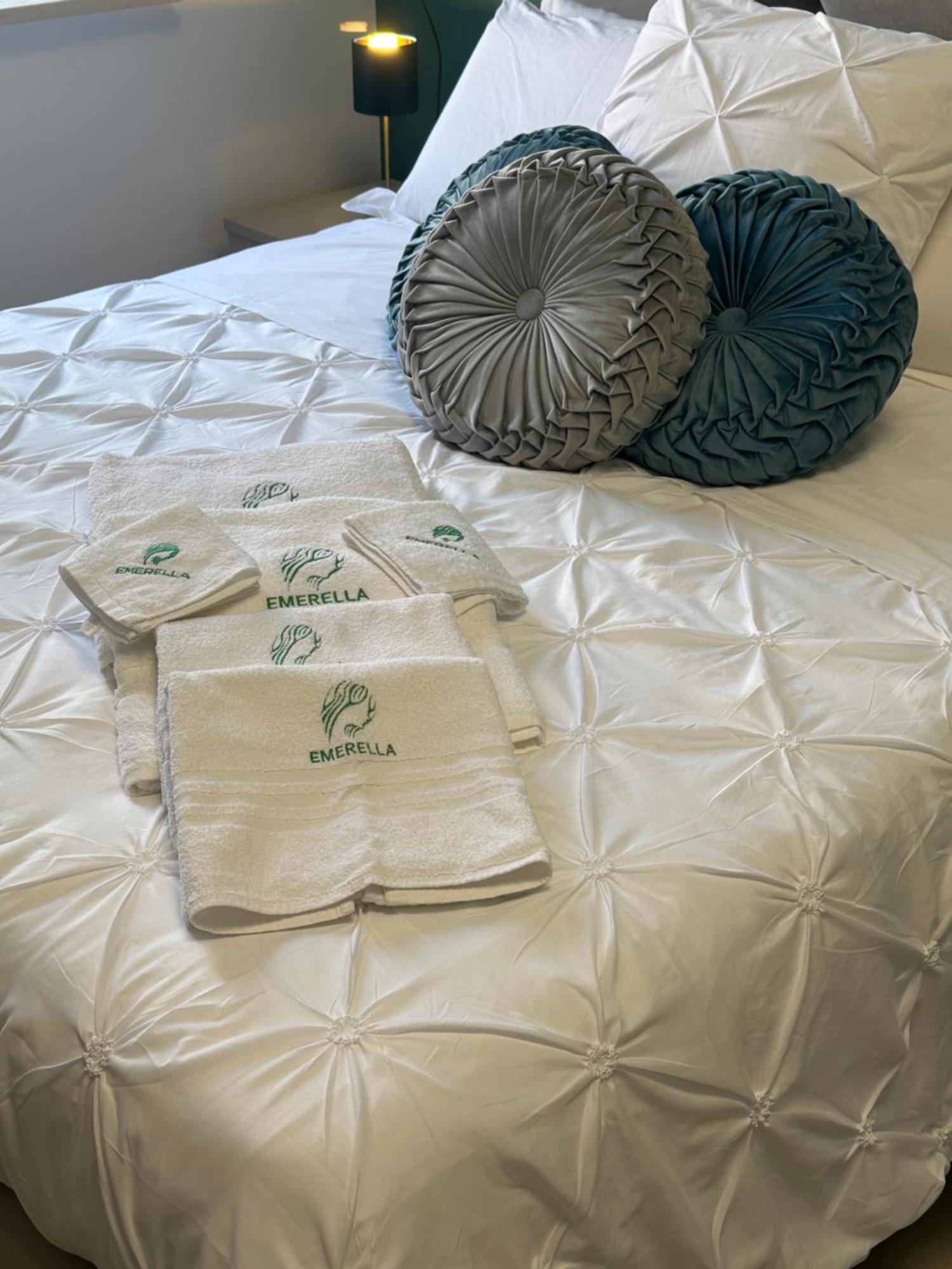 Emerella Luxury Suites-Siderno Lungomare Exteriér fotografie