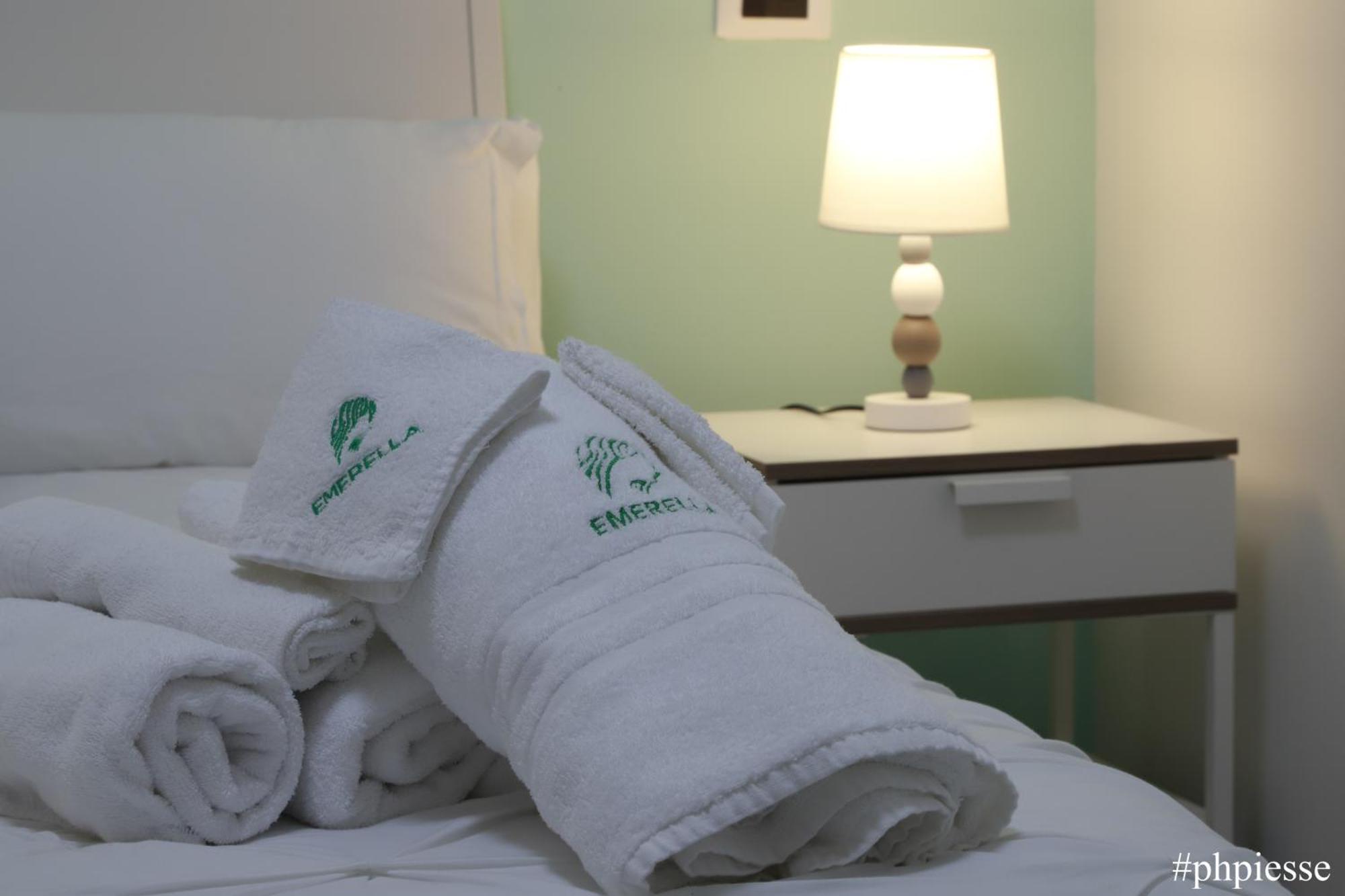 Emerella Luxury Suites-Siderno Lungomare Exteriér fotografie