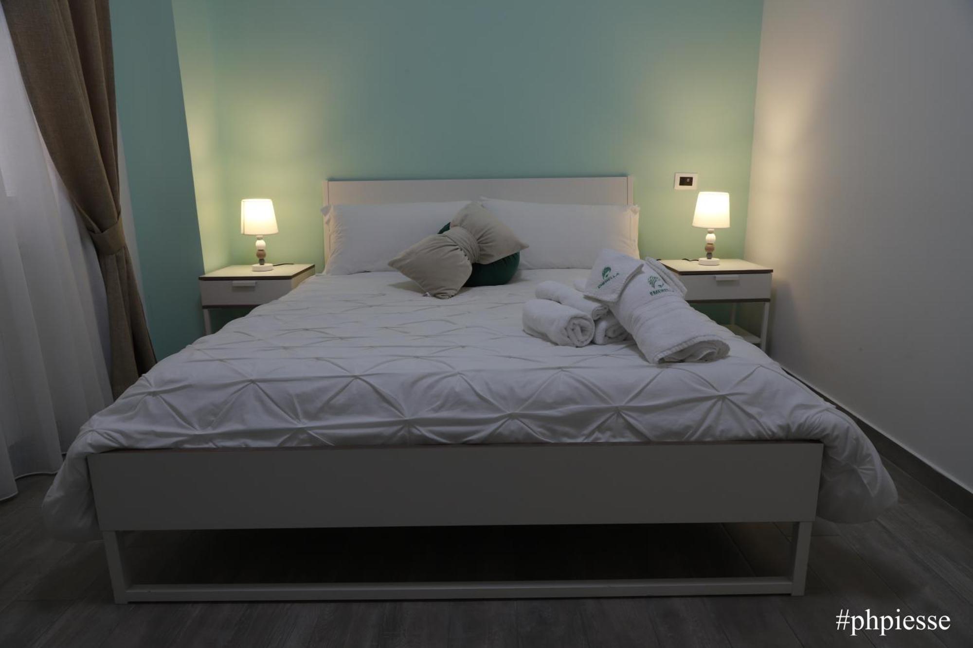 Emerella Luxury Suites-Siderno Lungomare Exteriér fotografie