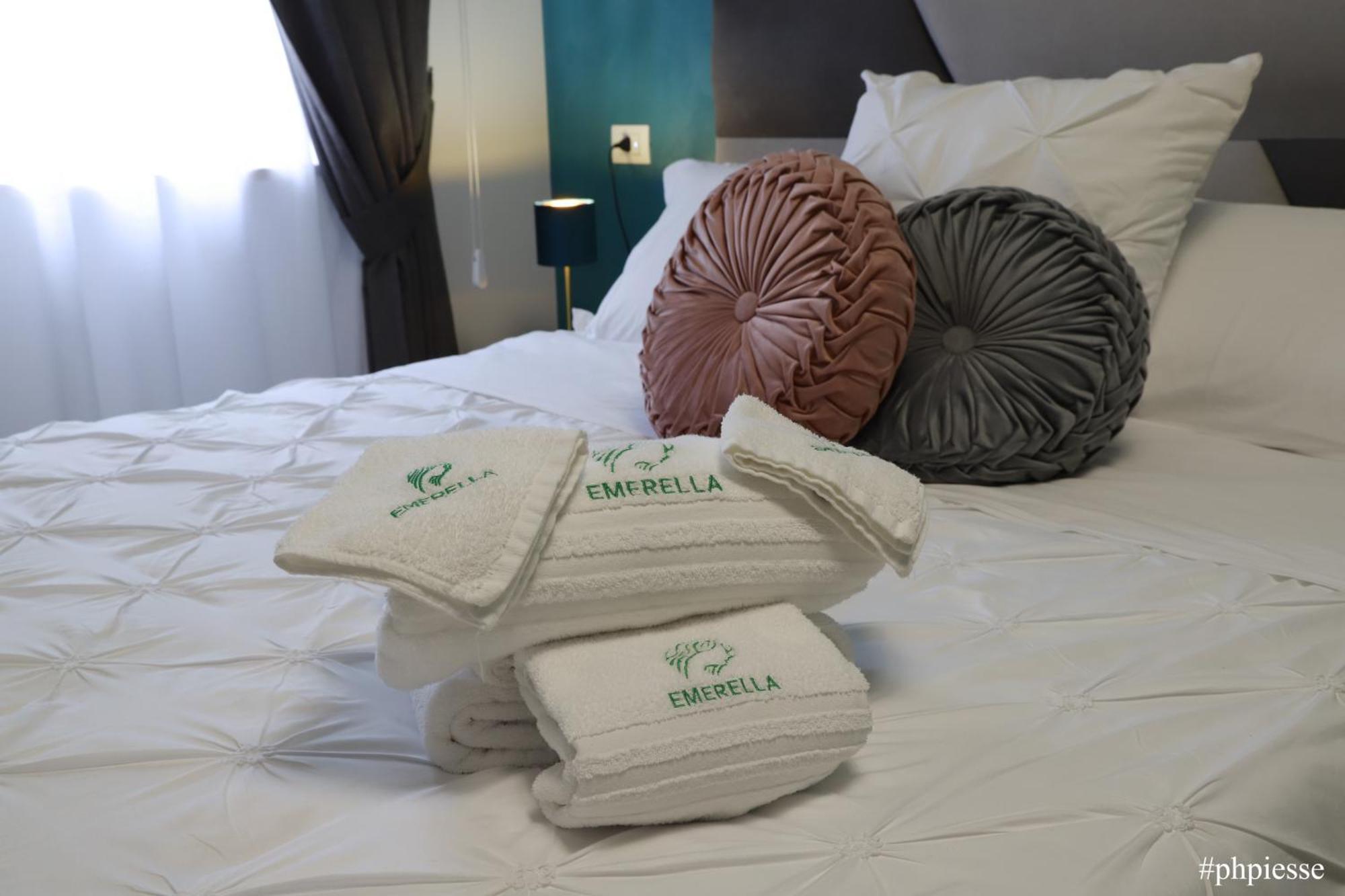 Emerella Luxury Suites-Siderno Lungomare Exteriér fotografie