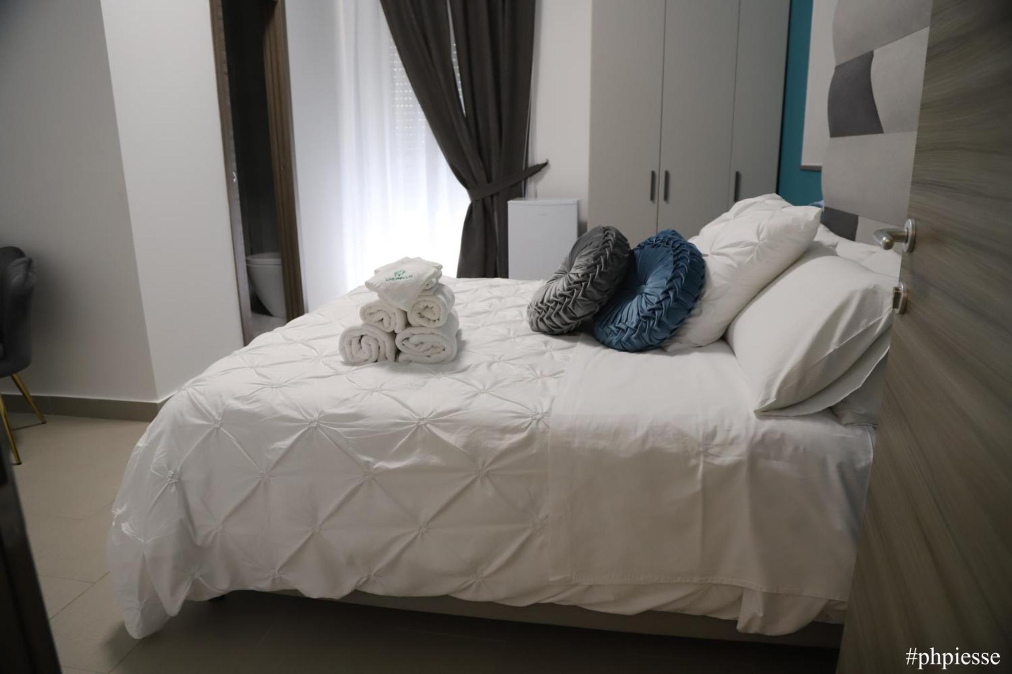 Emerella Luxury Suites-Siderno Lungomare Exteriér fotografie